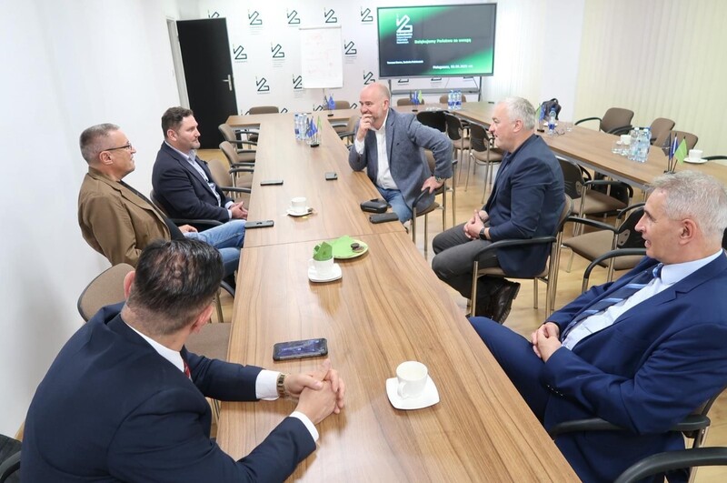 łukasiewicz kolejny etap